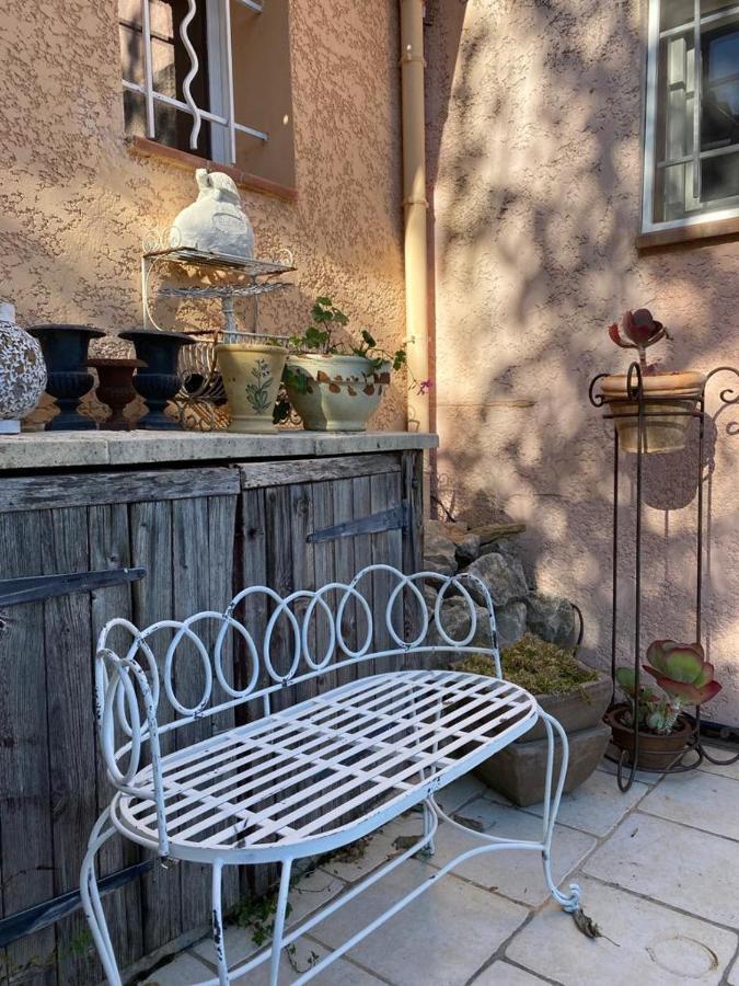 L'Eveil En Provence Bed & Breakfast Entrecasteaux Exterior photo